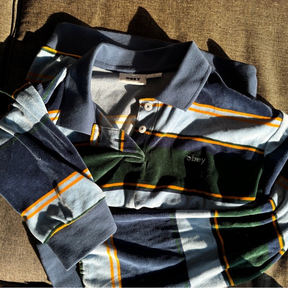 Obey velour cropped sweater - Picture 3 of 3